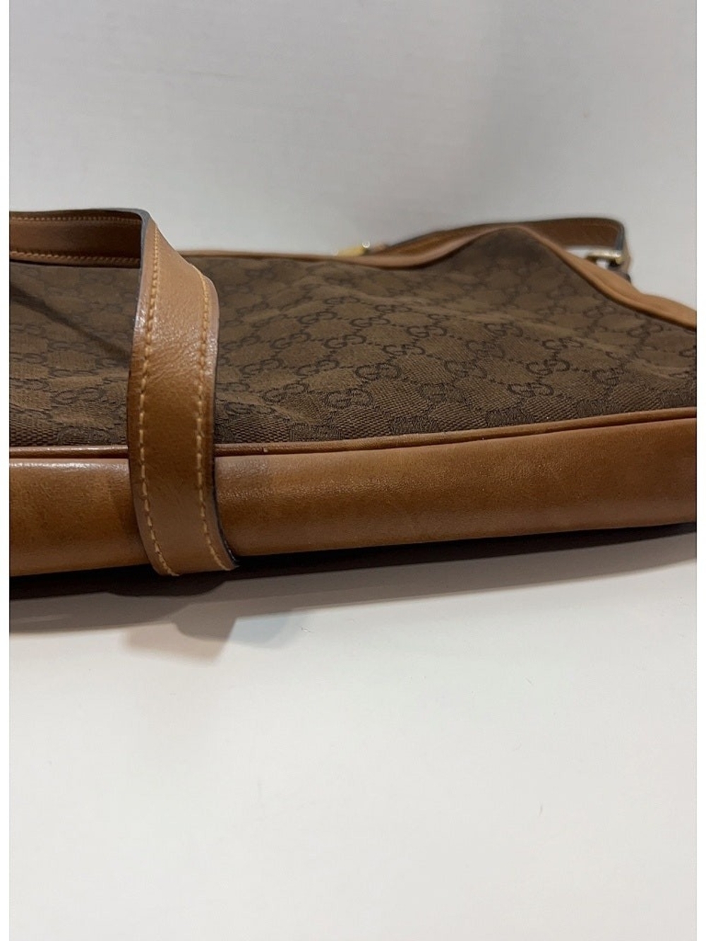 Gucci Brown GG Canvas Crossbody Bag - Picture 4 of 12